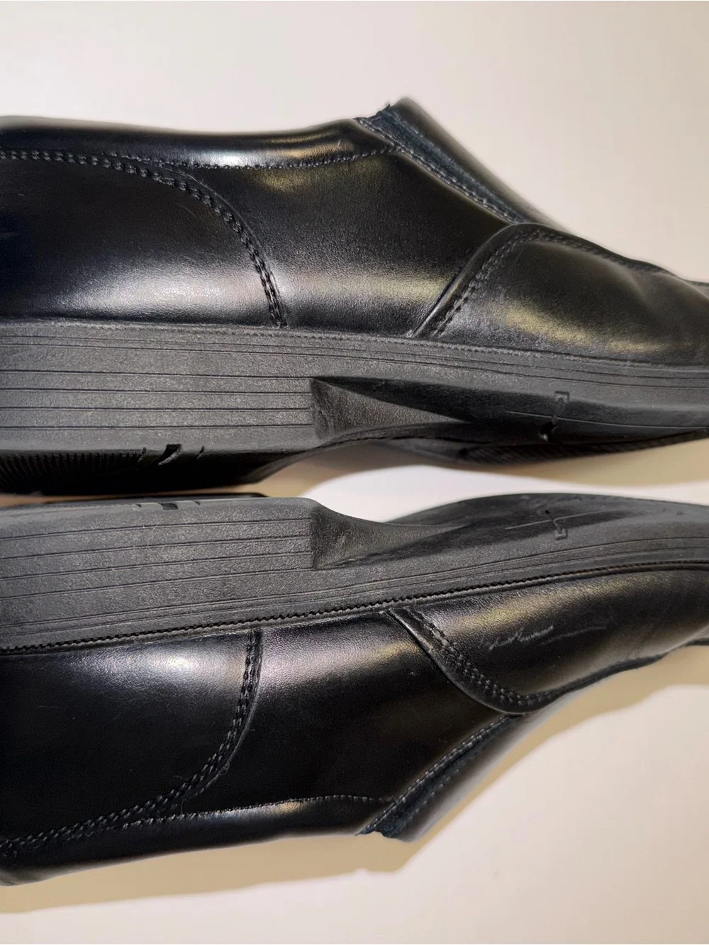 Nunn Bush classic black